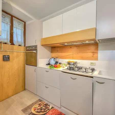 Barbarano House - Near Beach Villa Salo